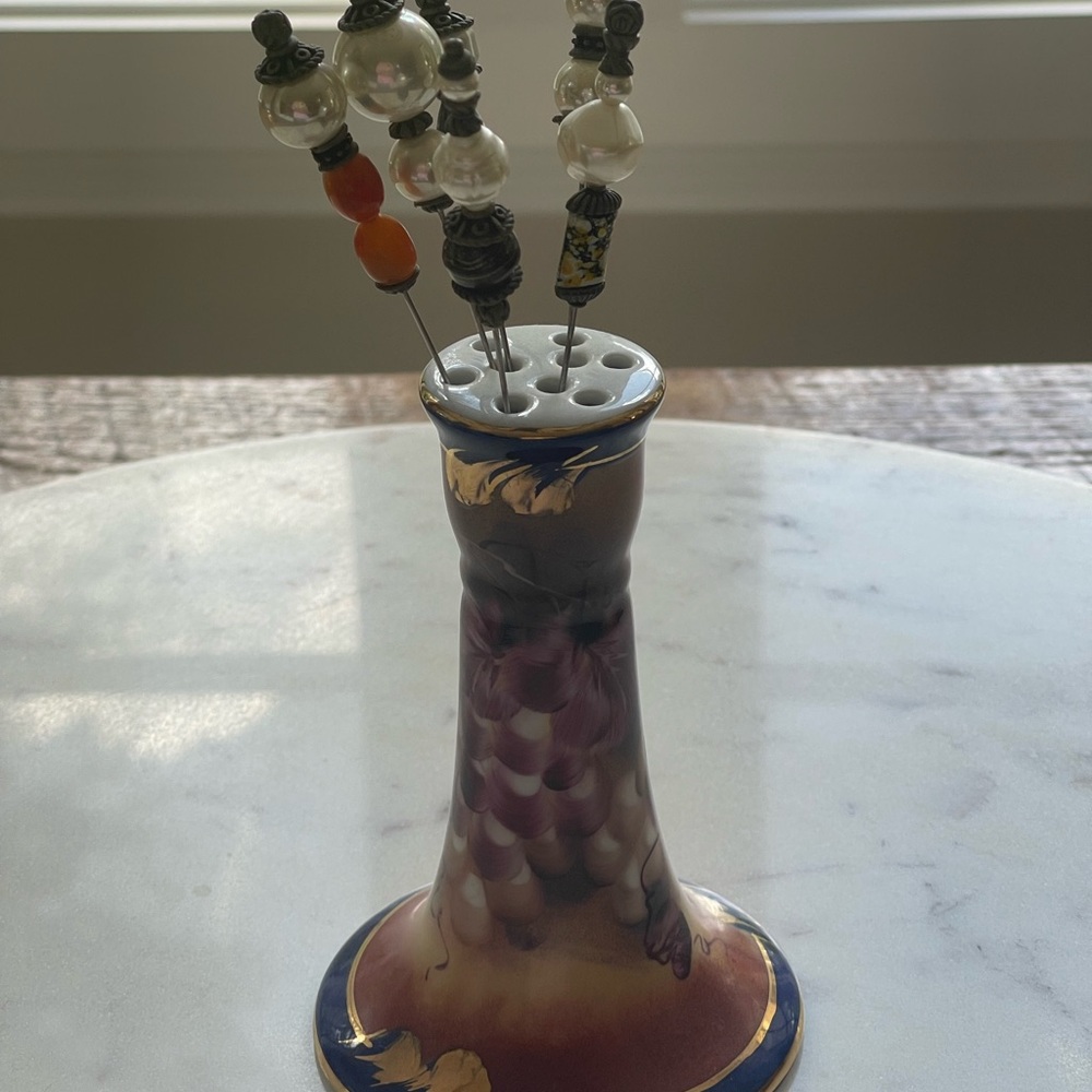 Vintage Hat Pin Holder and Hat Pins